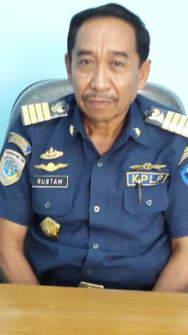 Rustam Sidak Pelabuhan Pananaru